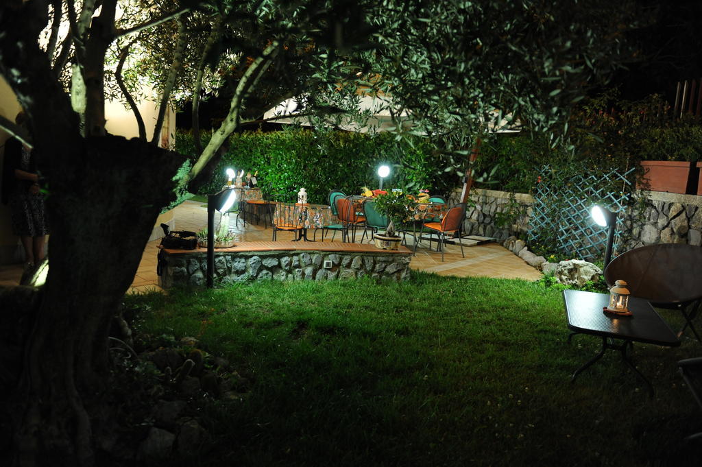 Bed & Breakfast A 2 Passi Dagli Dei Agerola
